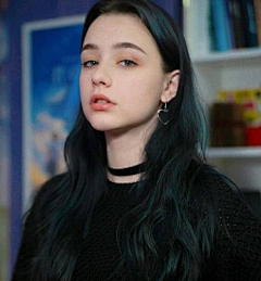 張啊啦撕裤采集到Dasha Taran 
