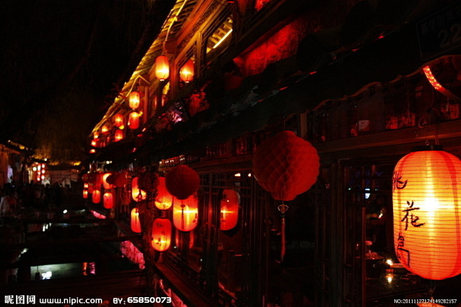 关键词:丽江夜景