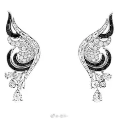 珠宝｜现代高级珠宝欣赏。
关键词：宝石、国外设计欣赏、珠宝设计、时尚、饰品、首饰、设计感。
圈组织：#万物皆可藏##致敬手艺人##鉴宝# @微博收藏 ​​​ ​​​​