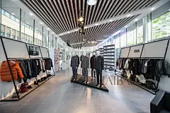 海报时尚网专访ASOS全球传讯总监Natalie Pead：我们活跃在年轻人活跃的地方，用讲故事的方式传递品牌精神！_第3页_Asos