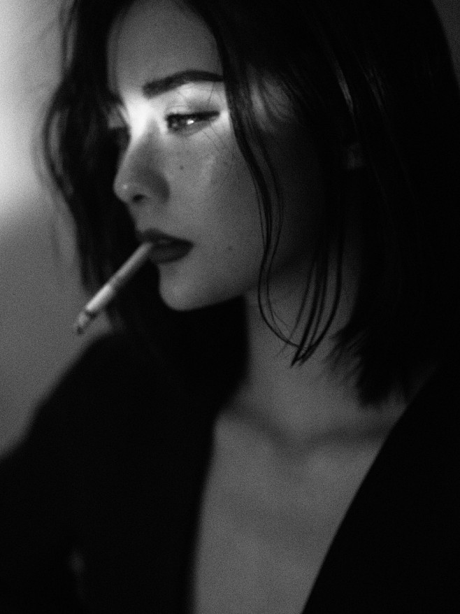 抽烟的女人（2） - 摄影师青岩 - C...