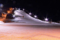 7.亚洲温泉滑雪场—日本的草津国际滑雪场——草津—日本最著名的温泉滑雪场，位于本州岛群马县海拔2000米的本白根山东侧山麓，冬季雪期长，雪道蜿蜒起伏，适合经验丰富的滑雪高手一展身手。雪场有一条长达8公里的雪道，滑雪者可从2000米高的本白根山山顶一气呵成滑至1245米高的天狗山滑雪区，超过900米的落差让人直呼刺激！