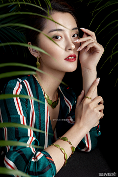 蓝还是绿采集到美女模特