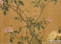 #工笔画#【 清 佚名 《蜂花图》 】卷，绢本设色，25.2×202.2cm，美国纽约大都会艺术博物馆藏。 旧传赵昌作。赵昌，北宋画家，专攻花卉草虫，早年师法滕昌祐。为了深入观察，他经常在清晨绕栏谛视，手调彩色当场描绘，自号“写生赵昌”。所作形态逼真，敷色鲜艳，为时所重。