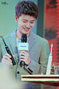 任嘉伦超话 [米奇比心]#任嘉伦锦衣之下#

  191202 飞利浦站台6p

「锁定你的自信笑容
   笑意满满和心意满满都是你」
  @任嘉伦Allen ​​​​