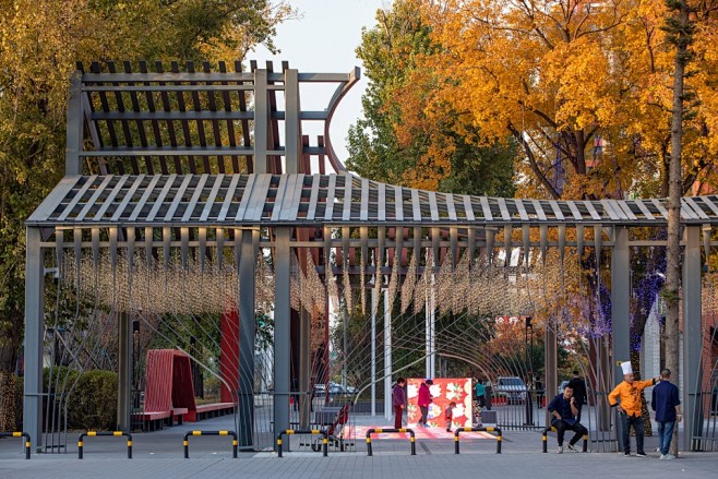 长春万科蓝山社区街头公园 / 派澜设计 ...