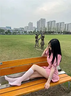 长腿美女秀色可餐