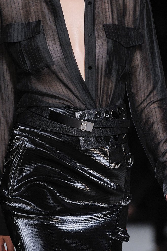 Anthony Vaccarello -...