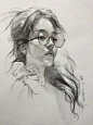 别拦我，我要好美女撩女神！ : 　　 　　时至今日 妹纸们是越来越难撩了 没有点技能还真的很难打动妹纸 　　 但作为美术生 当然是不怕的 我们可是自带技能光环 　　 所以，我们来学习女生素描！ 撩妹技能分分钟搞定 　　形体、结构是素描的基础问题