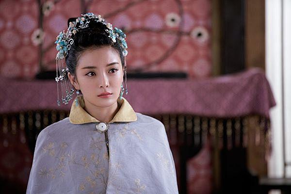 开播 变身 "金句社会瑶" : 近日由种丹妮担任大女主的古装美食轻喜剧