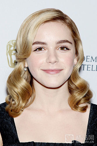 Kiernan Shipka 琪兰·席普...