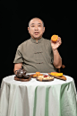 喝茶茶点居家养生老年人摄影图