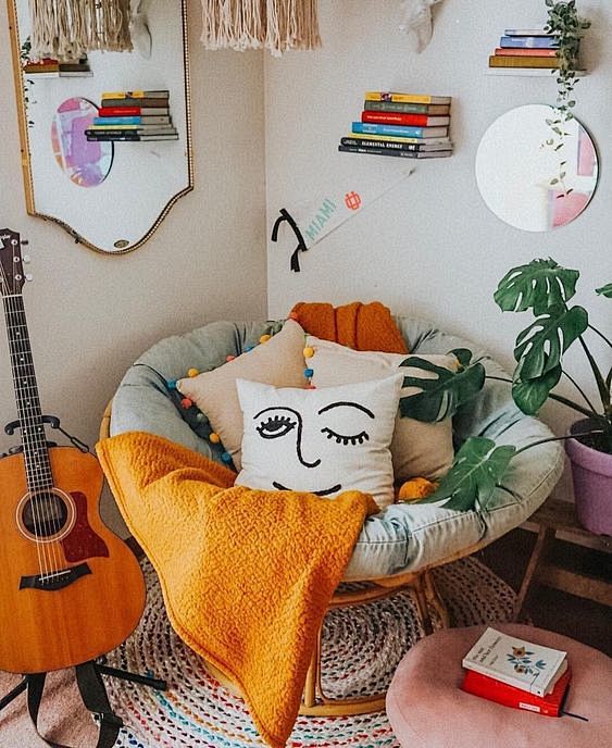 Wink wink. #UOHome @...