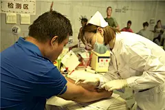 国庆7天假期迎来6793人献血，共收到2470200毫升爱心血液 : 爱我中华，捐我热血
