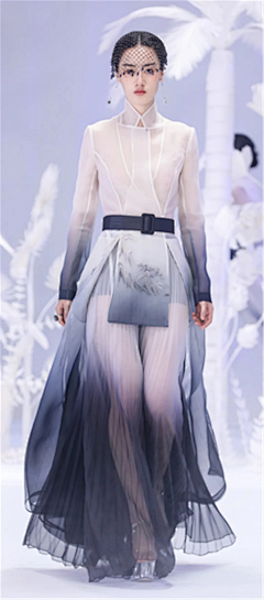 蓝鹰Lanyin采集到造型、服装、妆