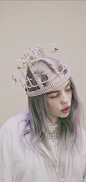 梨的截图_you should see me in a crown
BILLIE EILISH