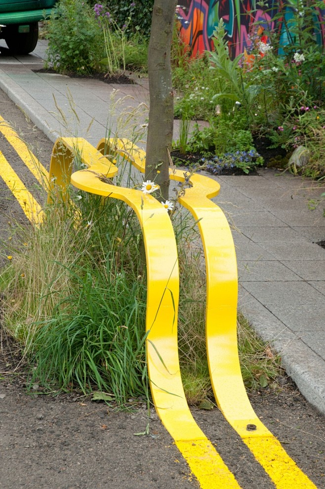 bus stop seat