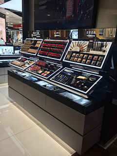 严严严严严大婷采集到color lab
