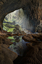 World's Largest Cave Photos Prove Nature Is Still Shocking - photos by Ryan Deboodt