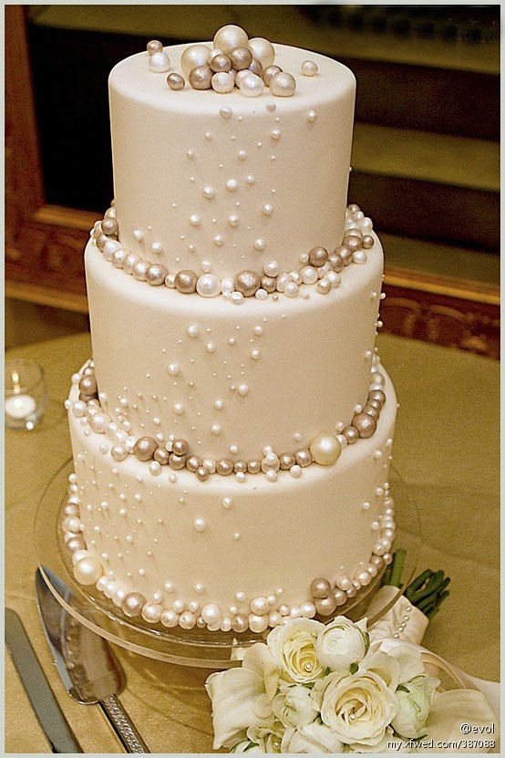 珍珠华丽#婚礼蛋糕#，白色玫瑰#手捧花#...