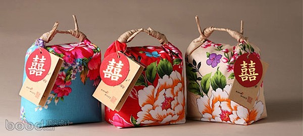 简洁的台湾大米包装设计 >>礼品包装>>...