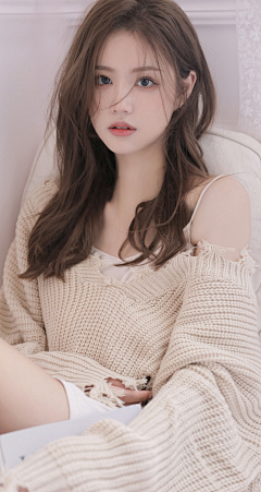 雲一采集到girl