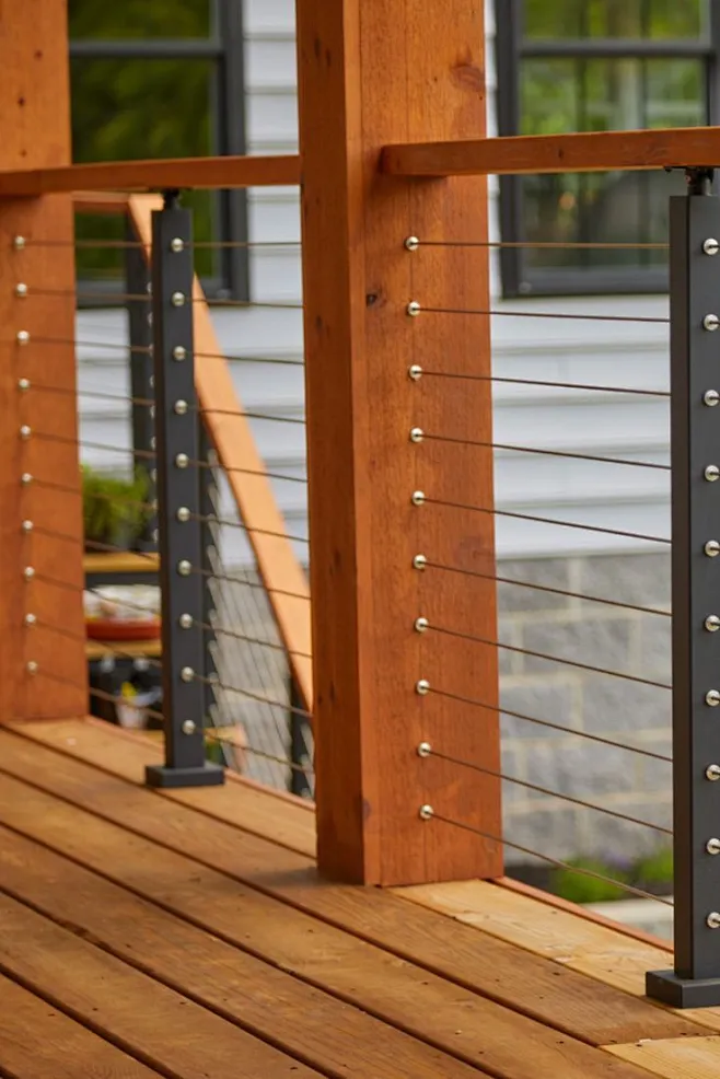 These homeowners decided to use Viewrail's DriveTite Cable Railing ...