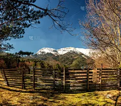 Preiner Wand全景图(英文)(Preiner Wall)下奥地利拉克斯山脉的一部分