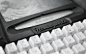 一款既古老又现代的打字机——Hemingwrite全球最好的设计，尽在普象网（www.pushthink.com）