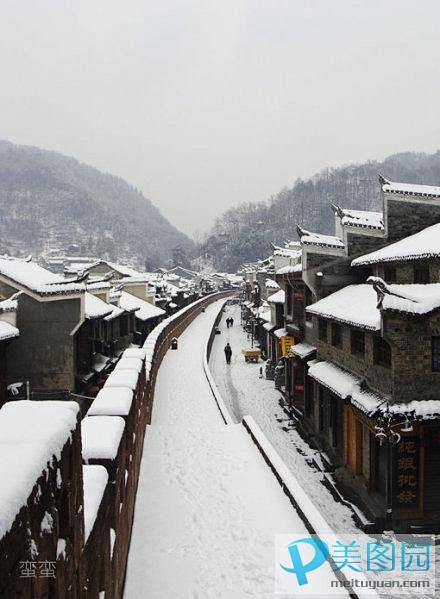 一座古迹的冬天——凤凰城雪景。…_使鍺哋...