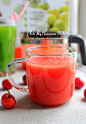 DIY鲜榨蔬果汁：『番茄樱桃汁和黄瓜雪梨汁』