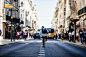 skater-cruises-thew-middle-road-downtown-crowded-lisboa