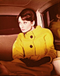 theswinginsixties:

Audrey Hepburn