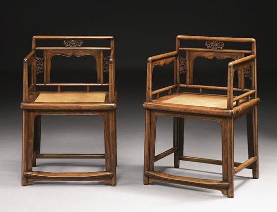A pair of huanghuali...