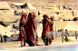 图片：Afghan women and children stand near a tent village 26 August 1992 ... : 在 Google 上搜索到的图片（来源：gettyimages.fi）