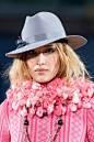 #纽约时装周# Marc Jacobs 2020春夏秀模特T台妆容细节
model超话 #model# Bella Hadid, Kaia Gerber, 孙菲菲 etc. ​​​​