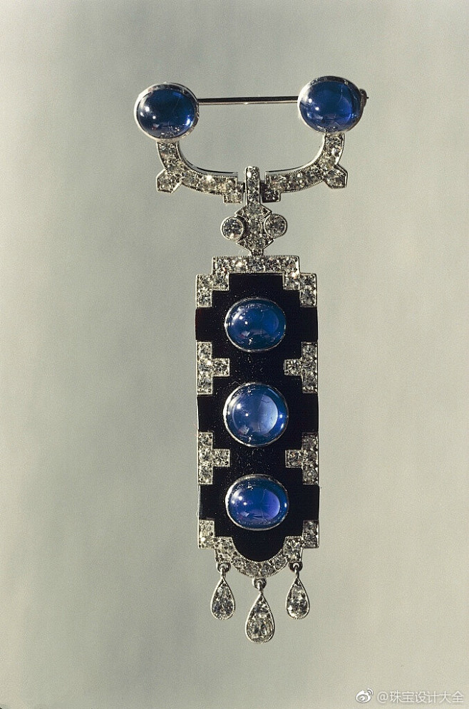 20世纪初的古董珠宝。