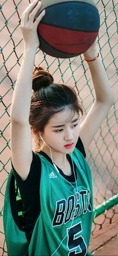 美女全面屏手机壁纸（14）