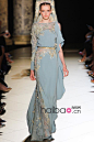 【图】穿越至拜占庭的璀璨梦境！Elie Saab 2012秋冬高级定制秀，海报时尚网第一时间带你亲临2012秋冬高定时装周_第5页_Elie Saab_海报时尚网