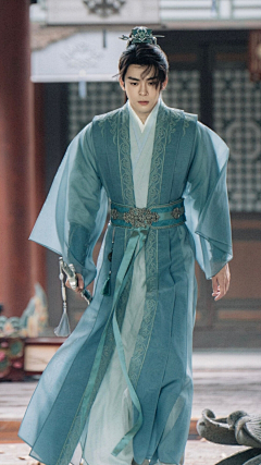 青柠乌龙奶盖采集到莲花楼