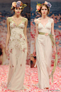 Claire Pettibone 2013婚纱礼服系列http://stm.huanq.com/album.php?action=index。