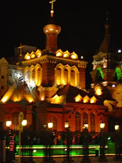 松本瞳  的插画 夜晚的这座城市