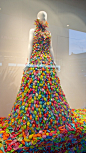 Balloon dress in the shop window of Takashimaya, Osaka by ... | Vit...