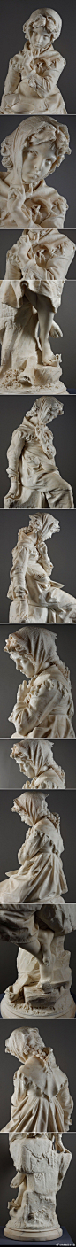 大概是价值百万的“贫穷艺术”。那件出自意大利杰出的雕塑家：恩里科的独特之作。雕塑人物似乎展示了一种人类精神的影像，尽管孱弱无助，但却坚挺！
