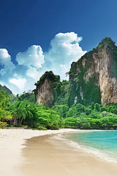 清新的海边景色640x960唯美手机壁纸大图 | 风景 - 芒果唯美图片(mangowed.com)