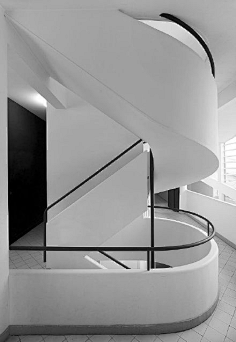 摄影-花瓣网|陪你做生活的设计师 | 耶 Le Corbusier 城市规划家和作家。是现代建筑运动的激进分子和主将，是现代主义建筑的主要倡导 ...