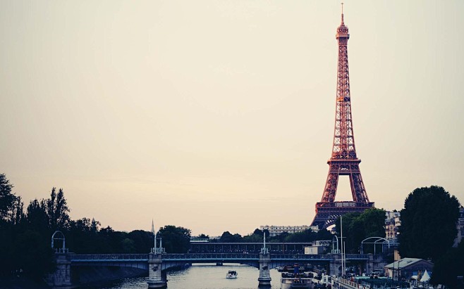 Eiffel Tower France ...