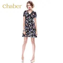 
巧帛旗舰店-连衣裙,巧帛官网,【巧帛chaber2013春夏新款花边V领修身短袖连身裙专柜正品121754】特价453.25元买的，是今年的新款，专柜正在卖，肯定是正品，很满意。。总之还是很满意的！
【 巧帛旗舰店-淘宝店铺购买地址点这里：http://k.tmdgo.com/17498082641_551007251 】
