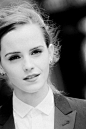 Emma Watson 艾玛·沃特森 。。。#唯美# #欧美明星# #黑白美人# #倾城色# @予心木子