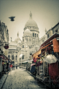 #旅游# Montmartre,Paris, France（by Guy Langrola ）。法国巴黎北部的蒙马特高地